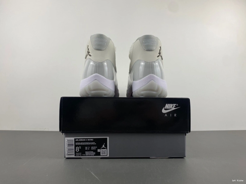 - Grand (Women's) 11 AR0715-110 Jordan Retro Finale 0318